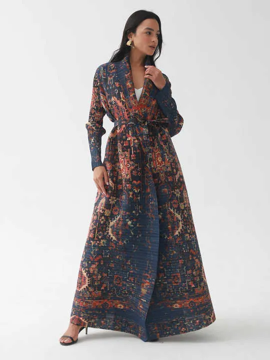 عبايات نسائيه انيقه و مريحة - Elegant and comfortable women's abayas
