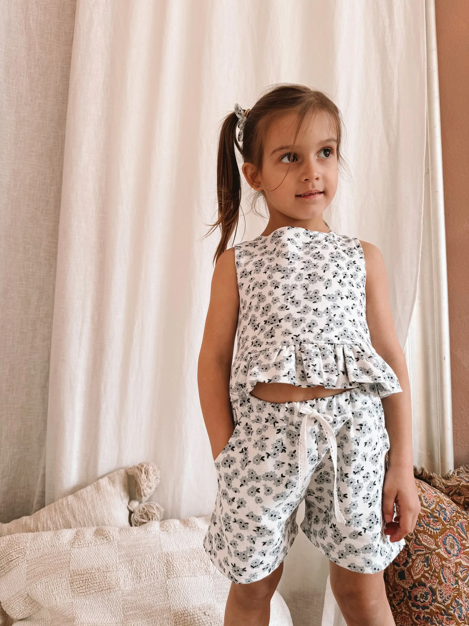 Arabella top / tiny flowers - ivory   light blue