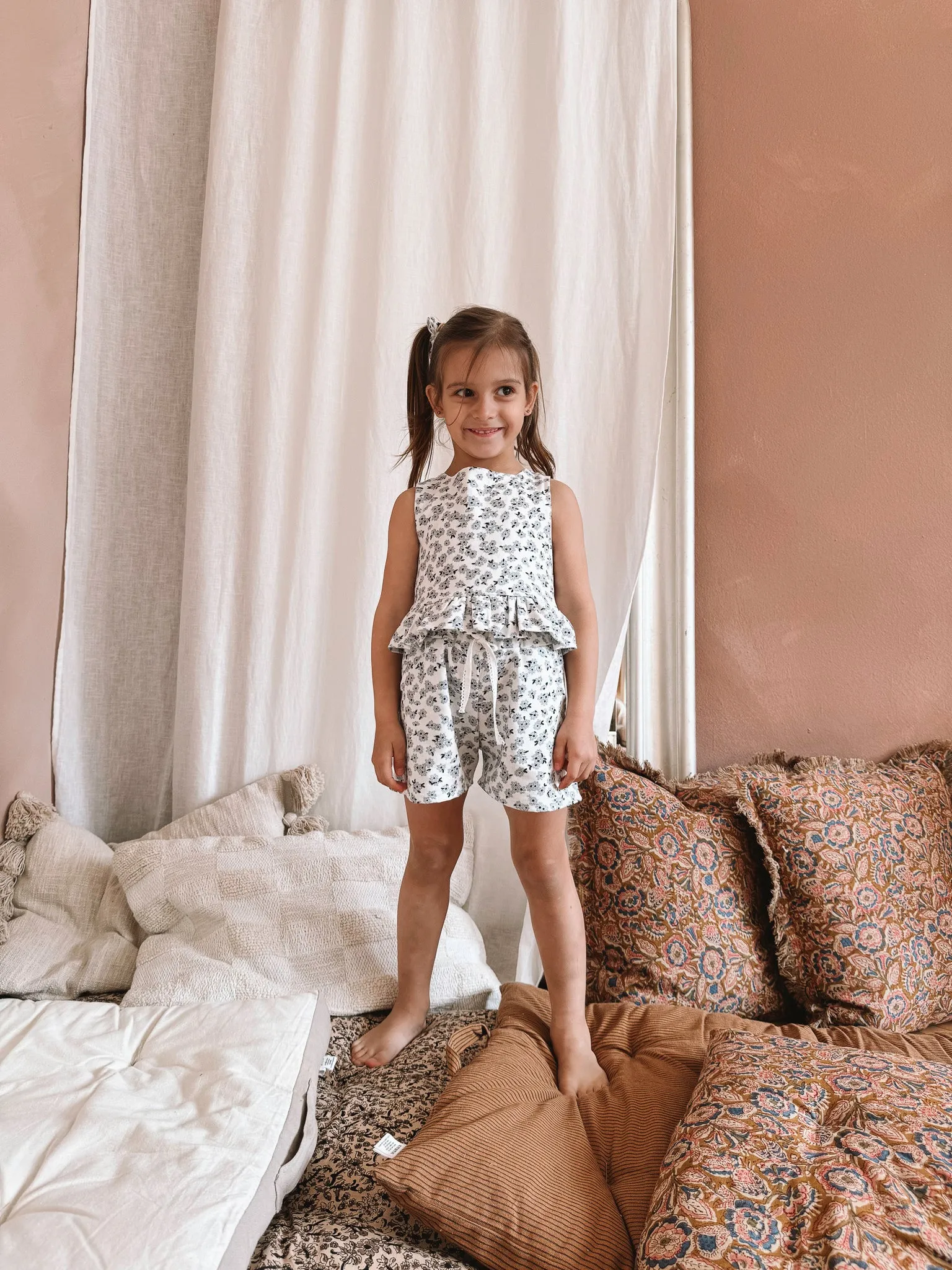 Arabella top / tiny flowers - ivory   light blue