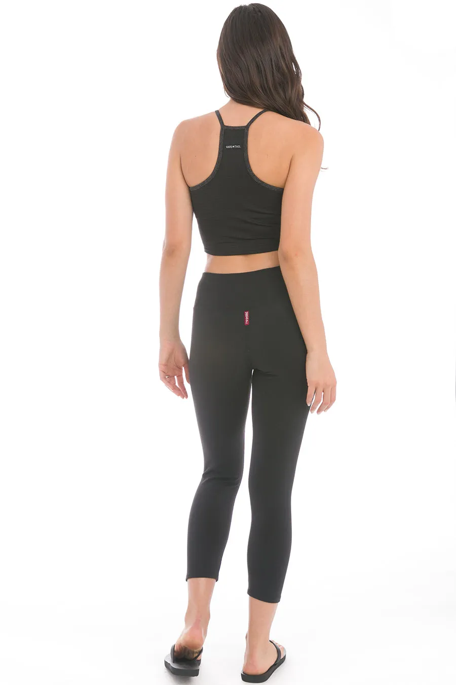 Flat Waist Capri Performance Legging