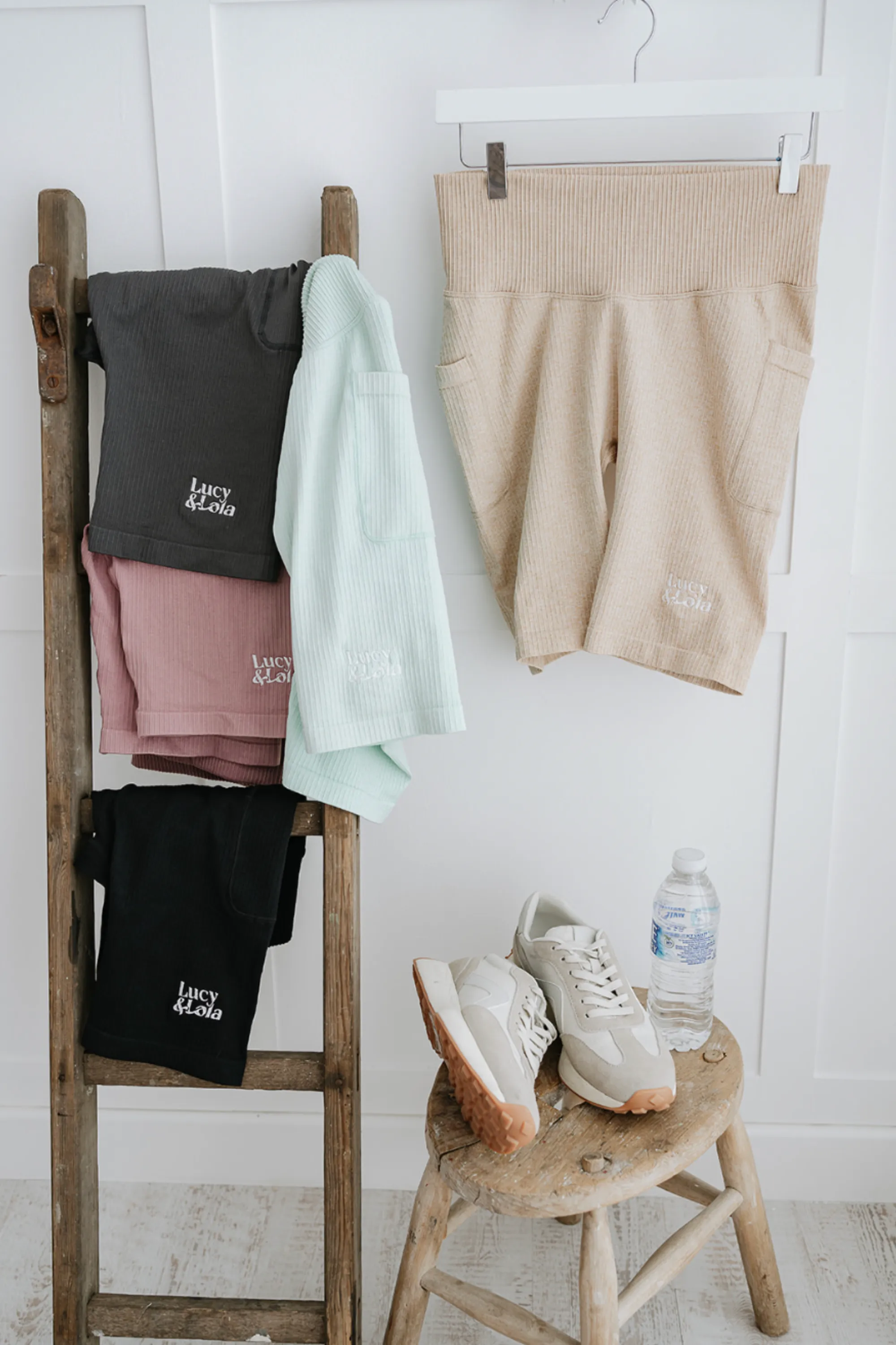 Seamless Ribbed Lucy & Lola Cycling Shorts Two Pockets