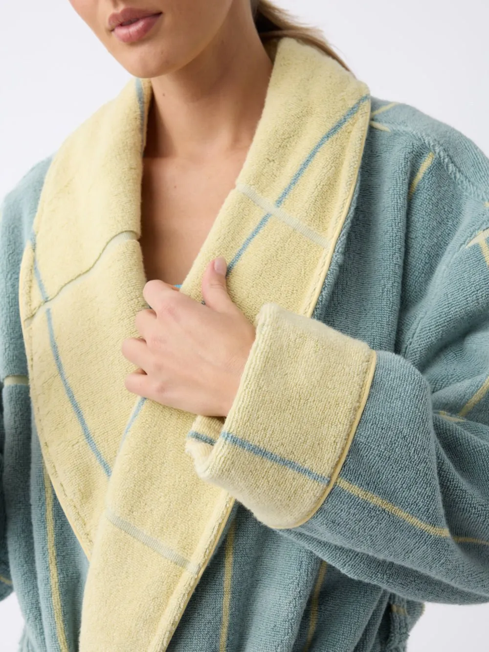 Windowpane Resort Robe